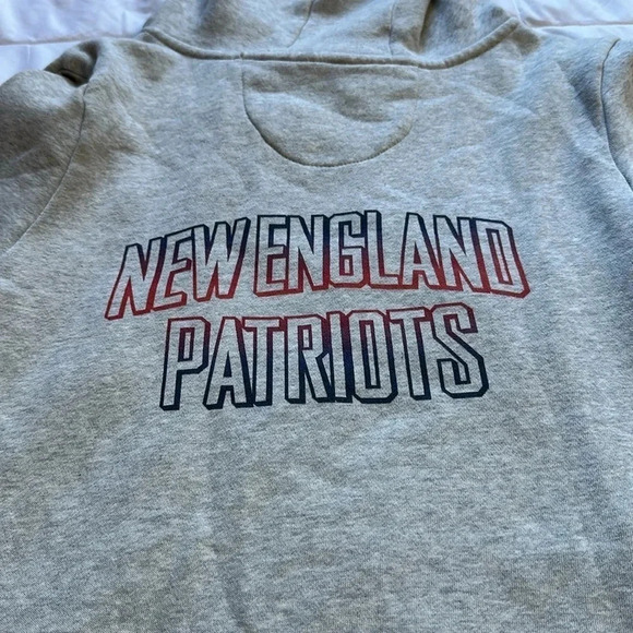 New England Patriots  hoodie size large NFL - Picture 5 of 6